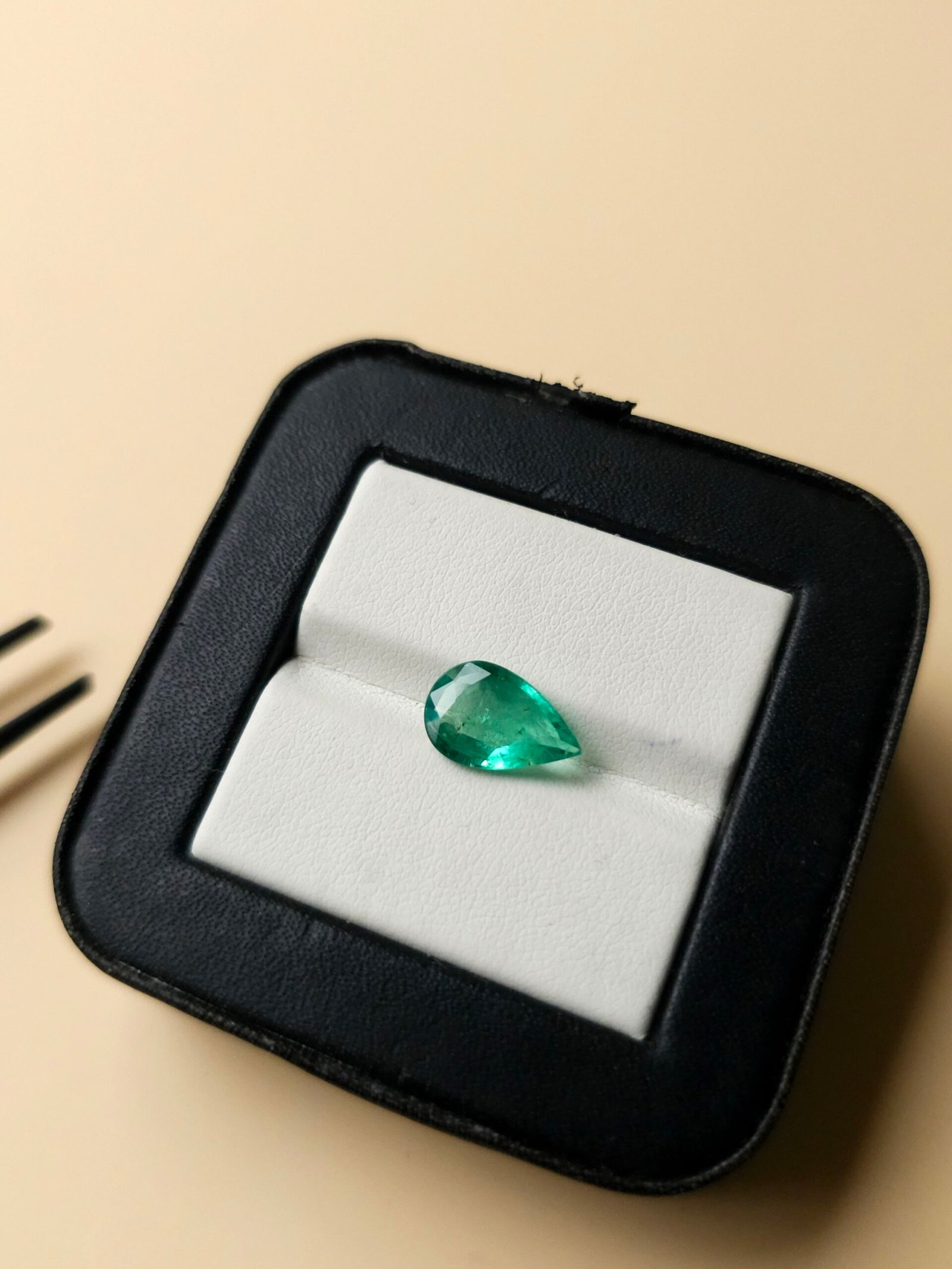 Natural Emerald pear shape